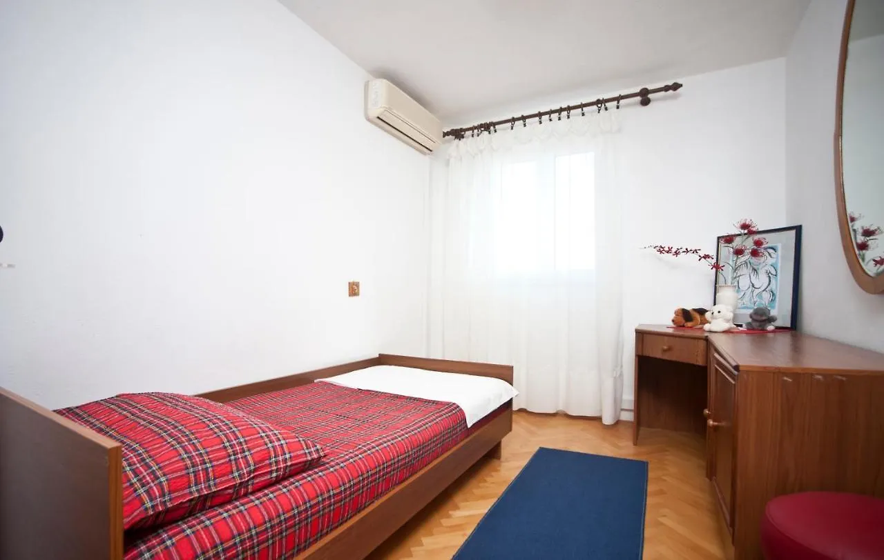 Holiday Home Ingrid Trogir